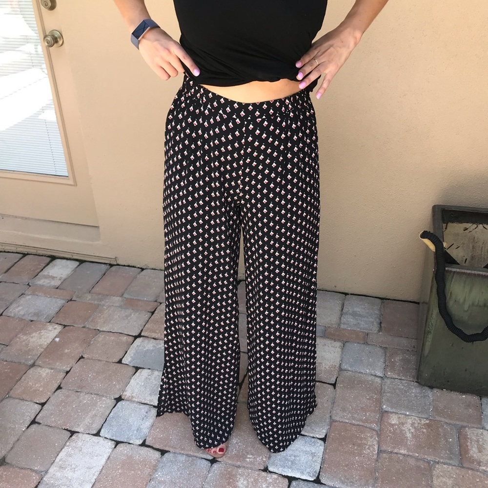 NWT Black Wide Leg, Split Side Flowy Pants | S
